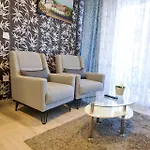 Corner زادار