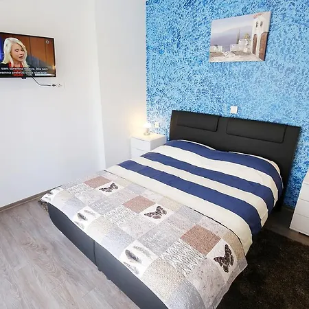 Apartment Corner