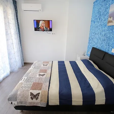 Apartment Corner *